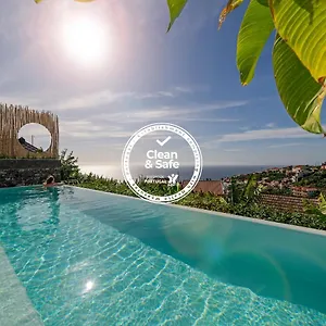 Casas Da Vargem Shared Swimming Pool By An Island Ponta do Sol (Madeira)